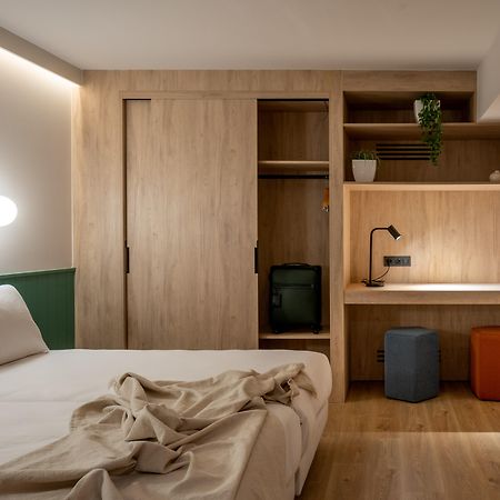 Apartamentos Libere Bilbao Museo Екстериор снимка